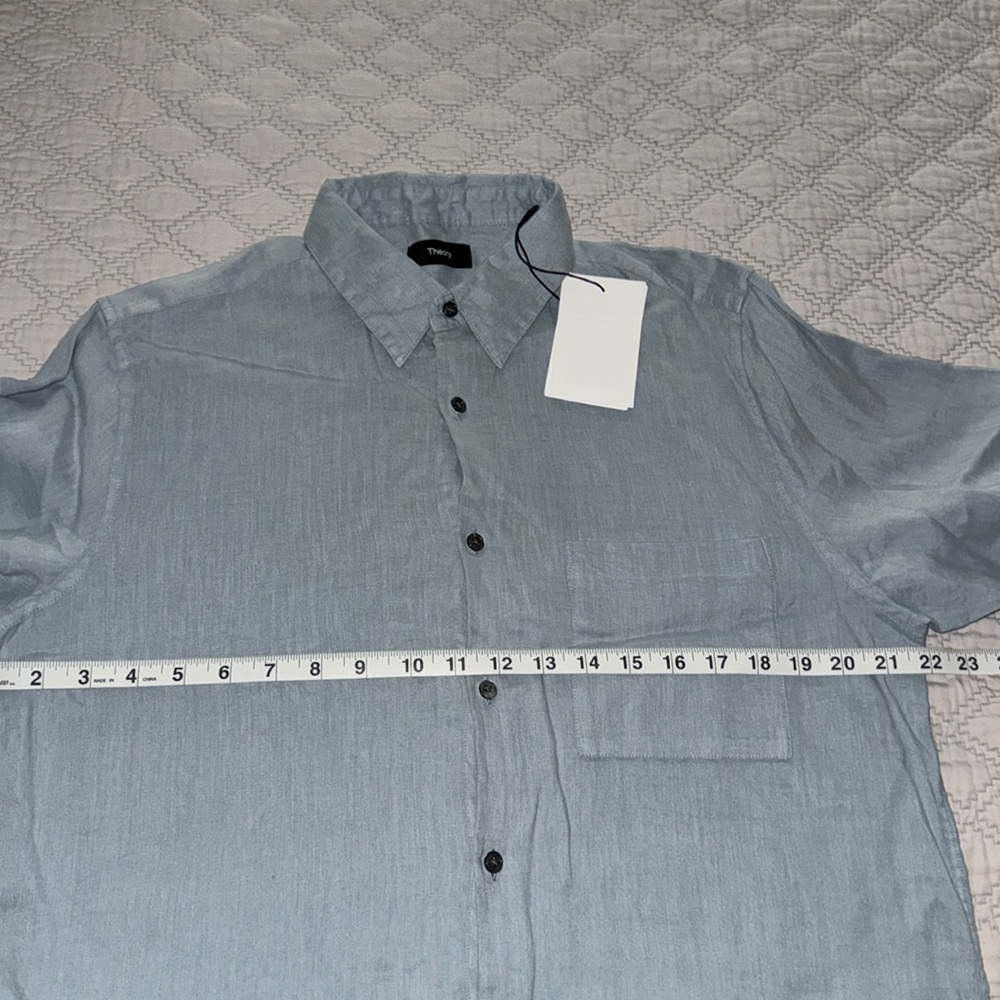 THEORY Summer Linen Irving Shirt perfect for summer wear day and night - Picture 3 of 9